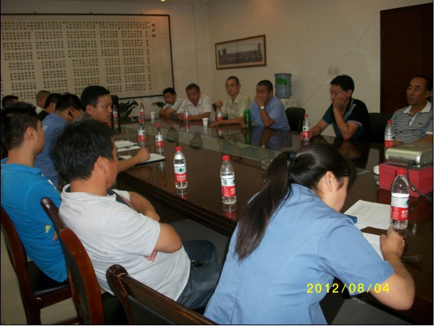 公司召开搅拌车安全会议2012-9-262.jpg
